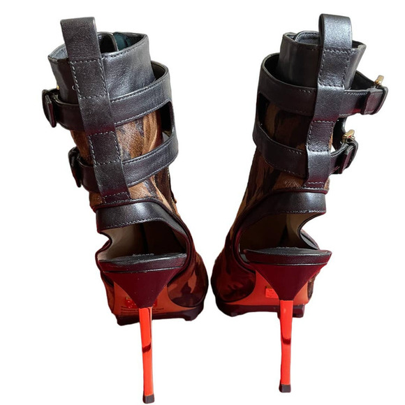 NWOT Michael Kors  Black Pony Hair Camo Pattern Heels Peep Toe Size 7US - Picture 6 of 11